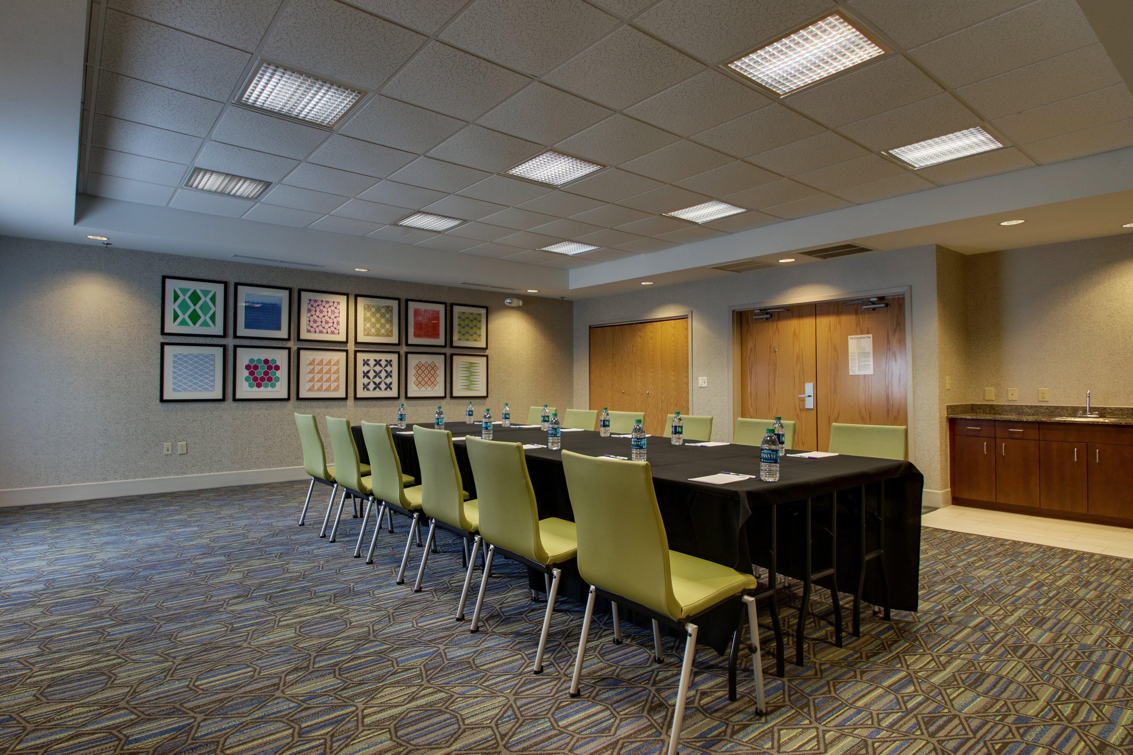 Holiday Inn Express Hotel & Suites Morris By Ihg Exterior photo