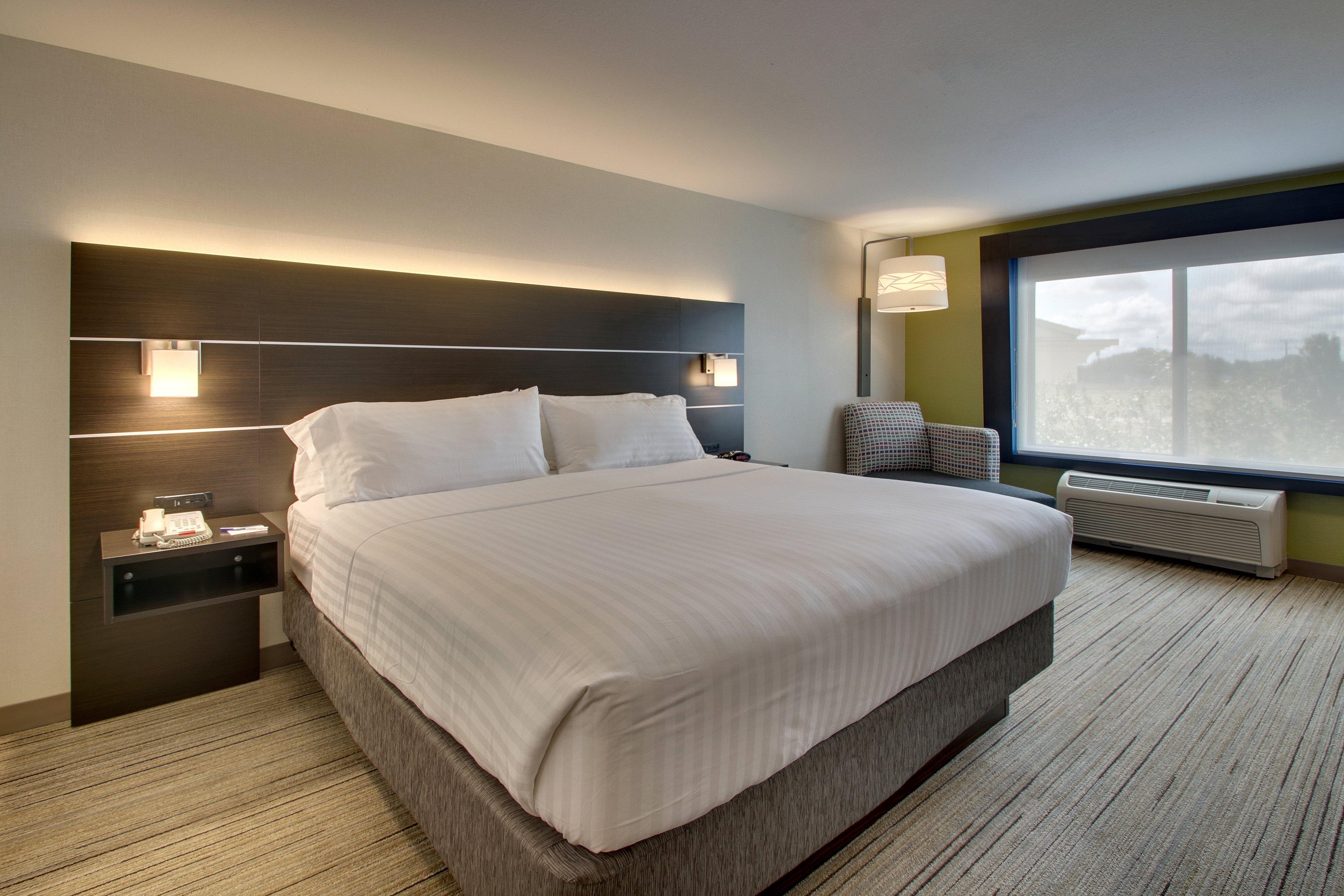 Holiday Inn Express Hotel & Suites Morris By Ihg Exterior photo