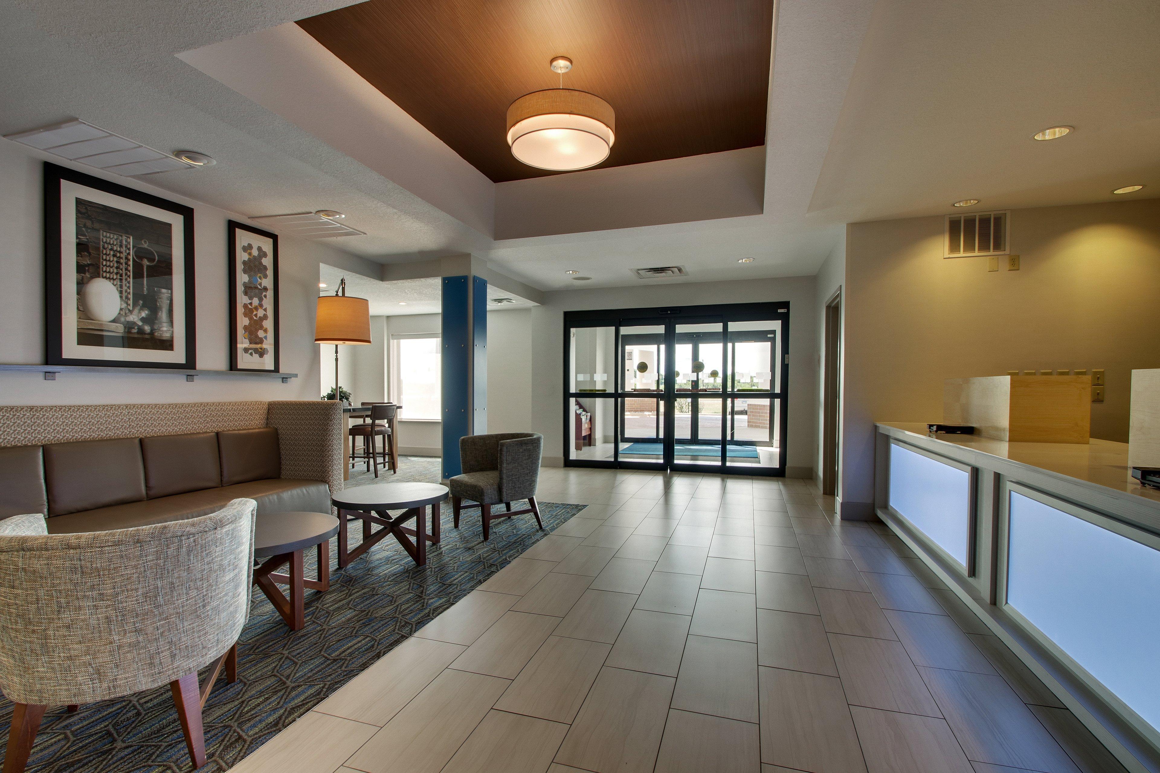 Holiday Inn Express Hotel & Suites Morris By Ihg Exterior photo