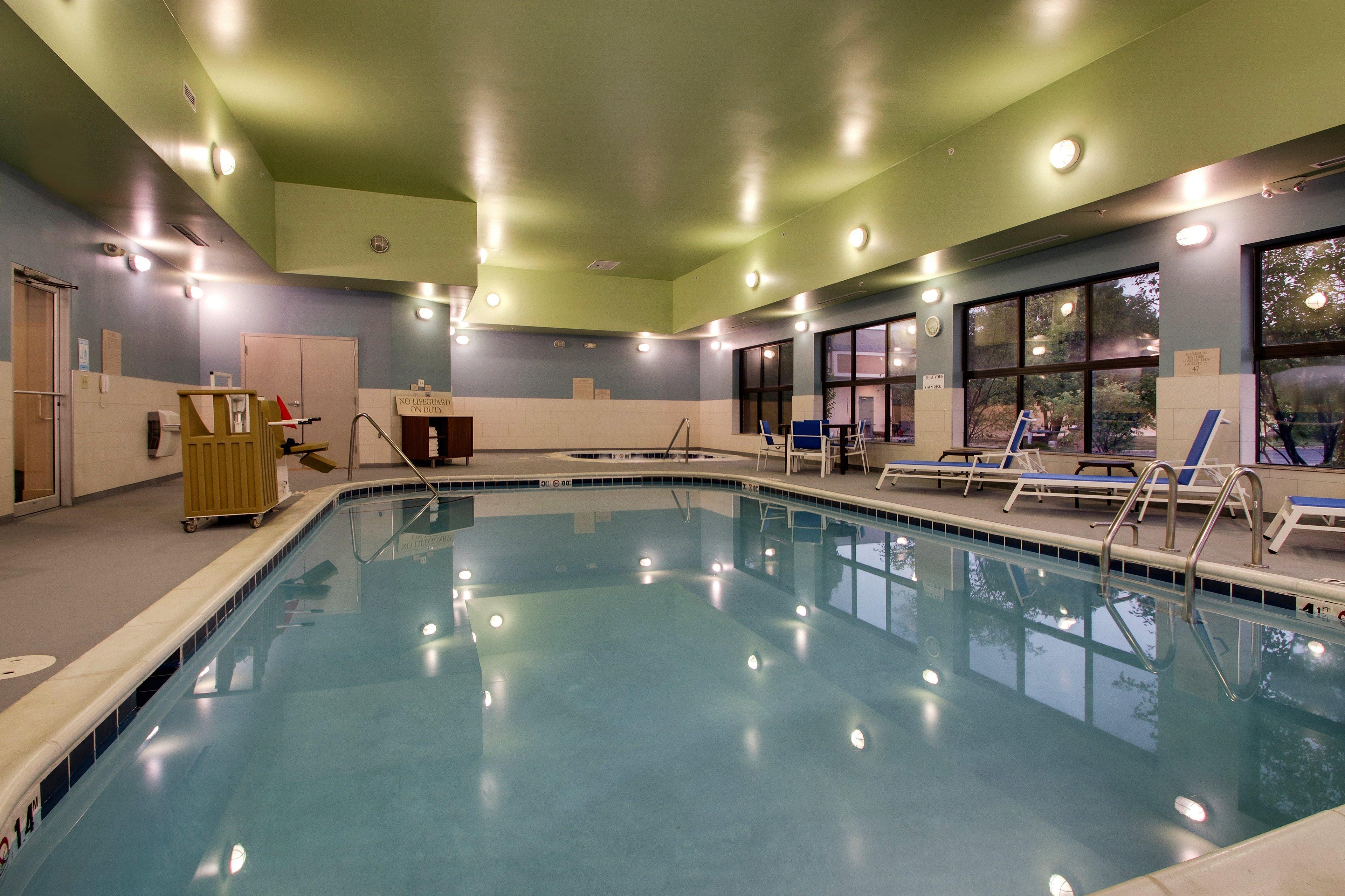 Holiday Inn Express Hotel & Suites Morris By Ihg Exterior photo